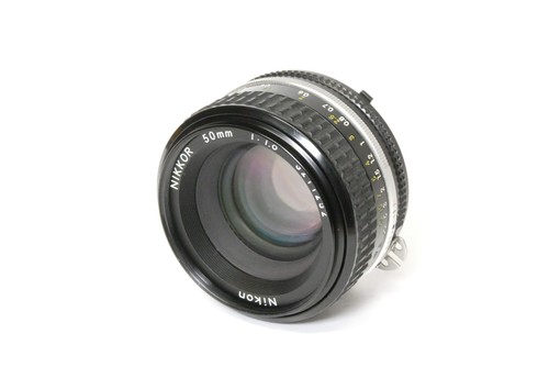 Nikon nikkor 50 - 1,8,